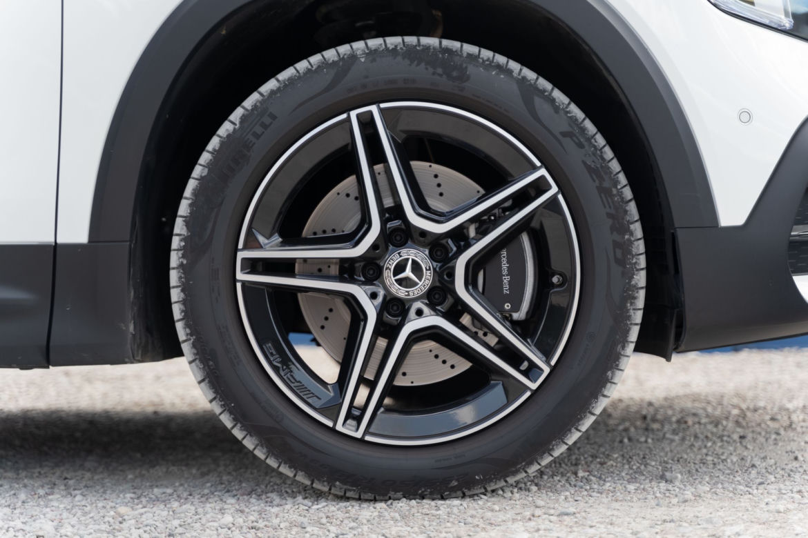 Mercedes-Benz GLB 250 4MATIC