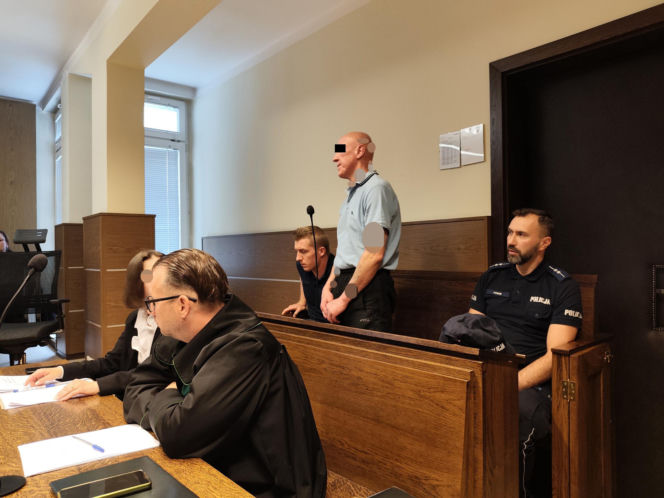 Zabili starszą Panią dla 180 zł. Ciało ukryli w wersalce