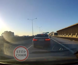 Internauci wściekli na kierowcę BMW z S8 pod Wrocławiem. Jest nagranie