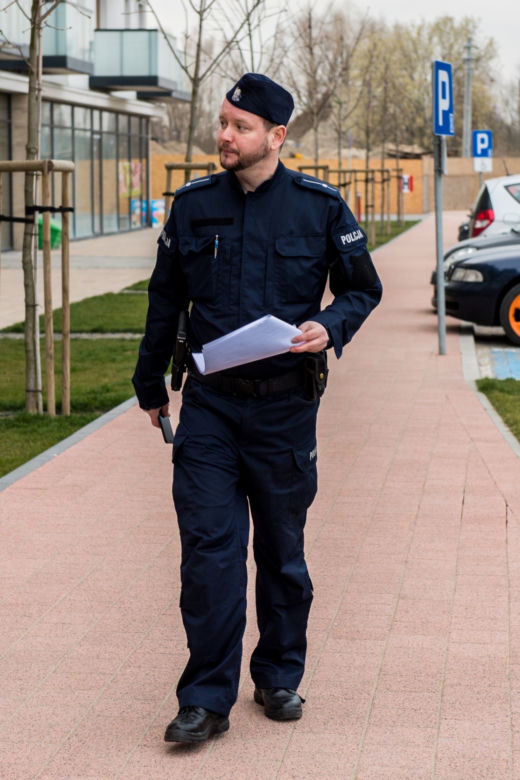 Koronawirus w Trójmieście. Tak policjanci sprawdzają czy przestrzegasz kwarantanny