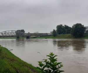 Podwyższony stan wody na Sanie w Przemyślu