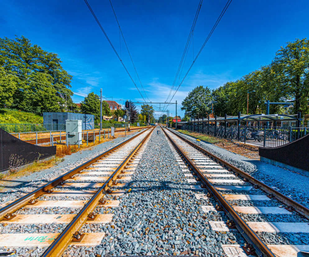 Całkowity koszt budowy Szczecińskiej Kolei Metropolitalnej wynosi niecałe 800 mln zł, z czego ponad 500 mln pochodzi z Unii Europejskiej  