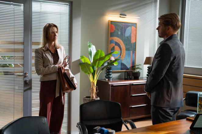 Na dobre i na złe, odcinek 975: To ona uratuje szpital w Leśnej Górze! Złoży Begerowi nietypową propozycję - ZDJĘCIA