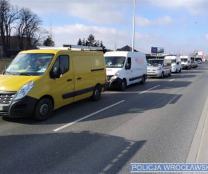 Konwój z pomocą humanitarną przejechał przez Wrocław 