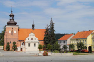 Mieszkańcy tych miast uginają się pod ciężarem długów. Niechlubny ranking