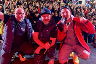Najlepszy Koncert Świata 2022 - wszystkie stylizacje Pierwszej Zmiany! Wybierz najlepszą [ZDJĘCIA]