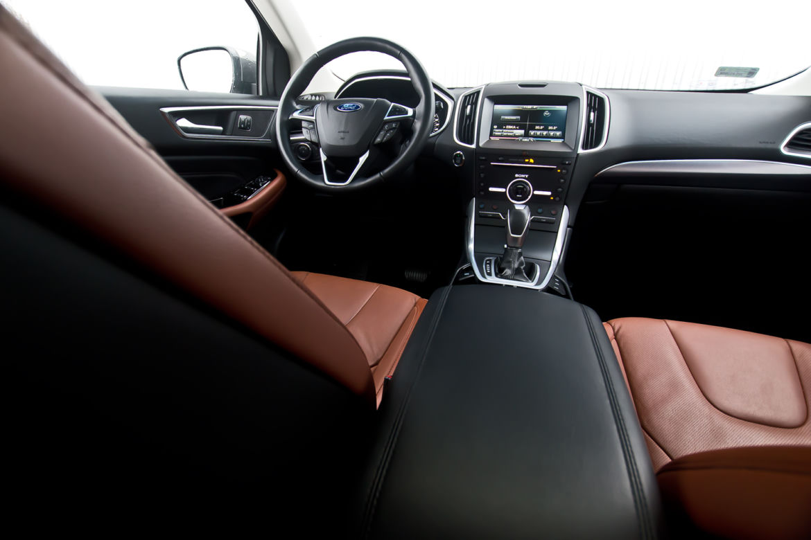 Ford Edge 2.0 TDCi Twin-Turbo AWD Titanium