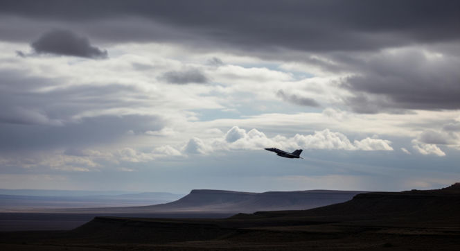 Amerykański myśliwiec zestrzelony nad Iranem. Co na to Biały Dom?