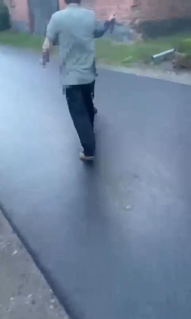 Kubańczyk z dwoma nożami terroryzował ludzi