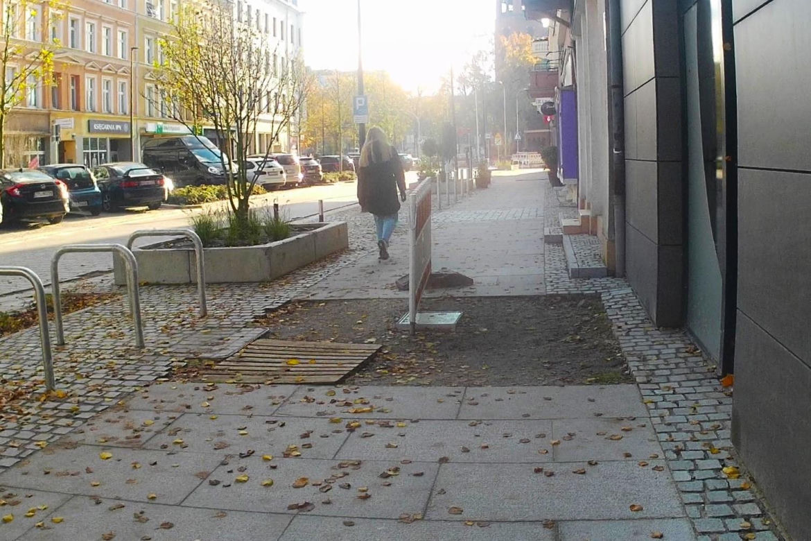 Na alei Wojska Polskiego wciąż są jeszcze liczne niedoróbki