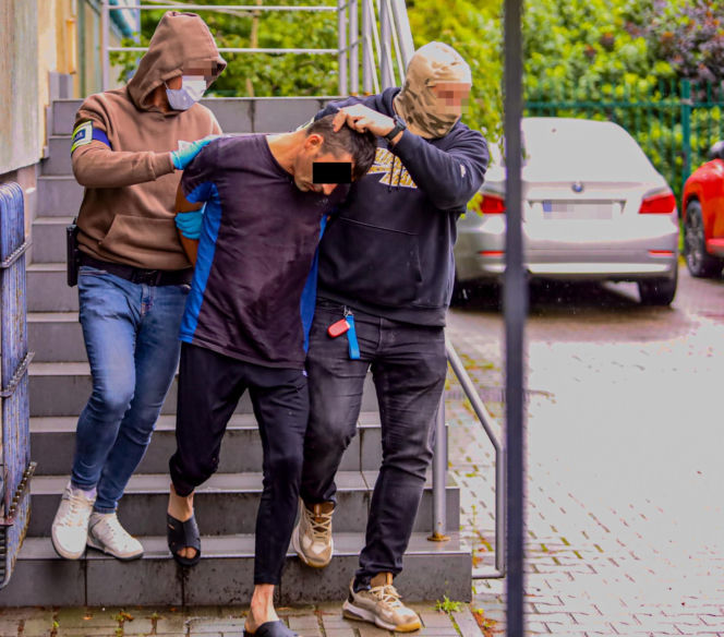 Zabił rodziców. Nie trafi za kratki