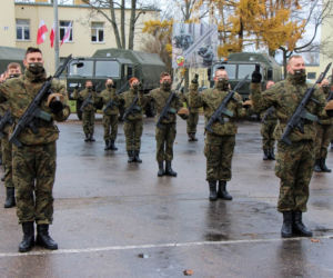 Ponad 40 podlaskich żołnierzy WOT złożyło ostatnia przysięgę [ZDJĘCIA]