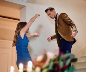 Na Wspólnej, odcinek 4174: Prowokacja Kaliny w dniu ślubu kończy się dramatycznym upadkiem ze schodów - ZDJĘCIA