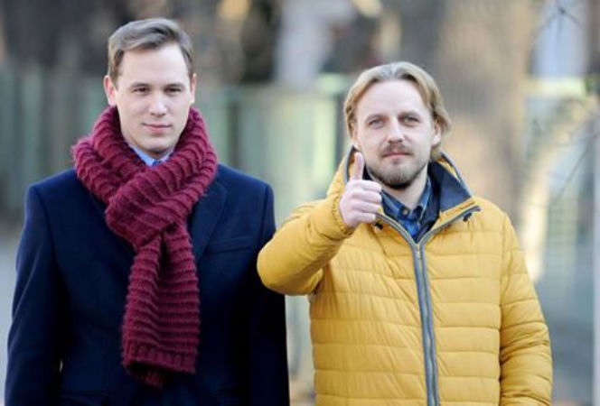O mnie się nie martw 2 sezon. Marcin Kaszuba (Stefan Pawłowski), Krzysiek Małecki (Paweł Domagała)