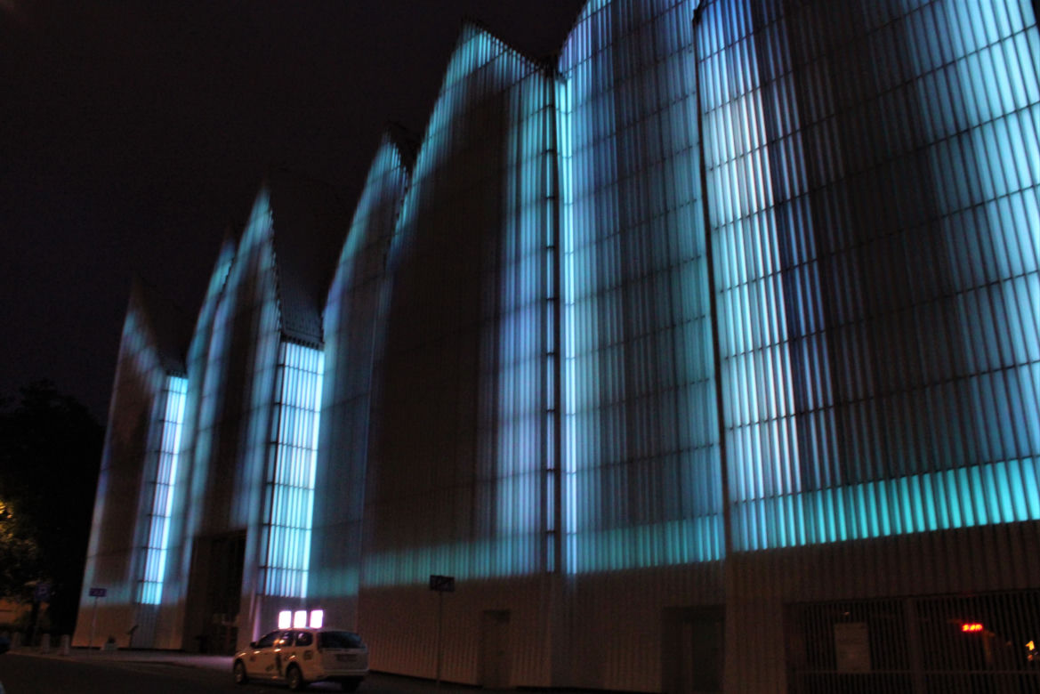 Pokaz iluminacji Filharmonii w Szczecinie z okazji Święta Muzyki