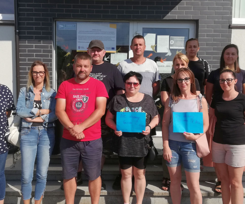 Rodzice nie godzą się na połączenie dwóch klas w jedną