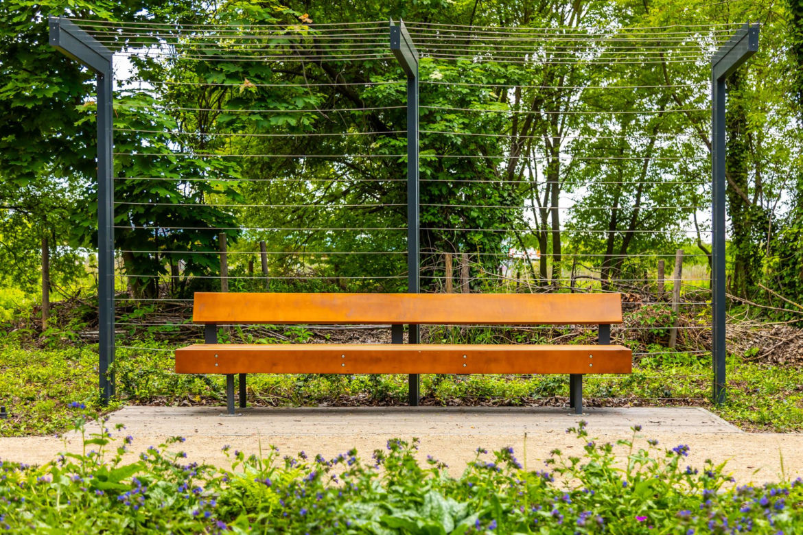 Park linearny przy ul. Suwak w Warszawie