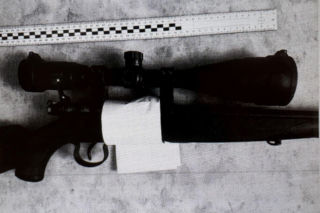 Broń zabezpieczona w wyniku kontroli drogowej w Tarnowie