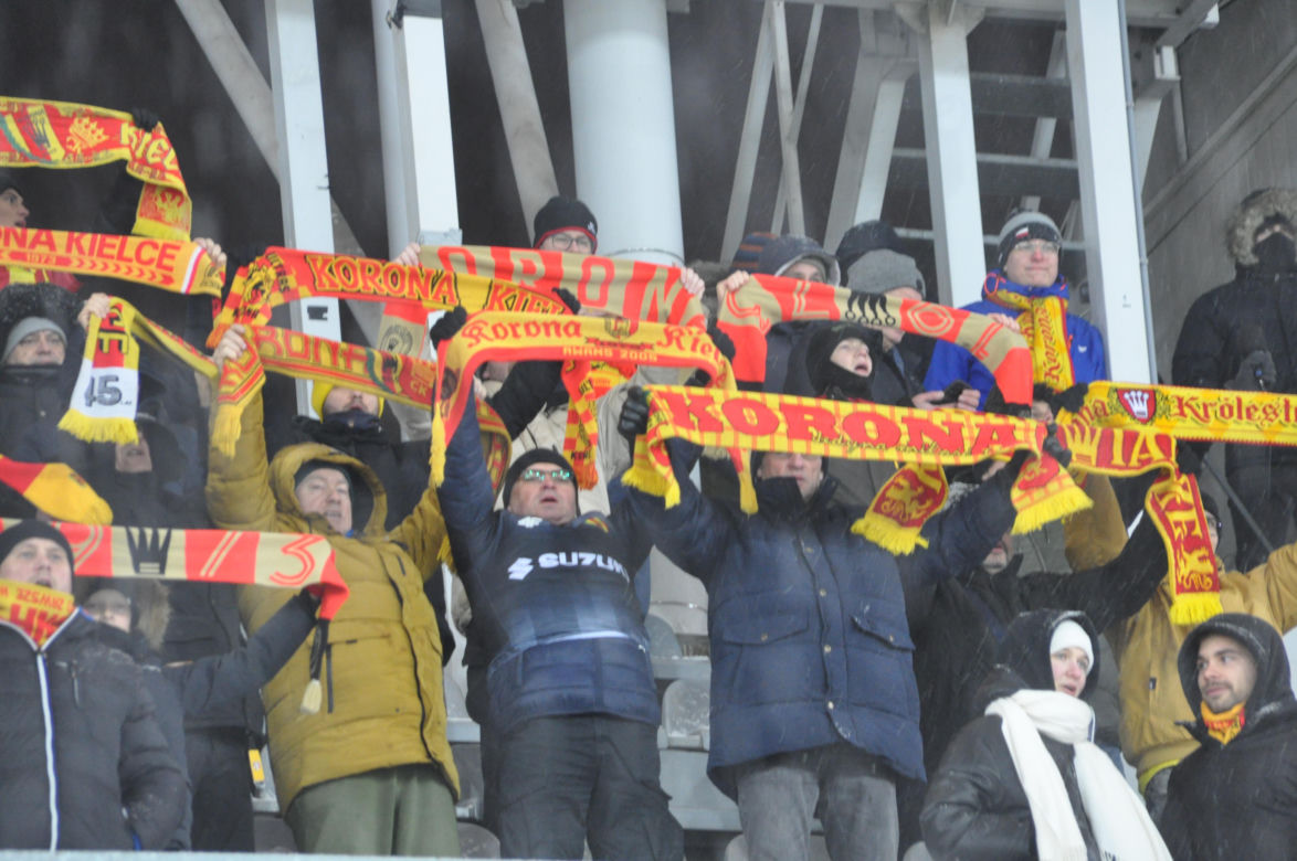 Korona Kielce - Lech Poznań. Zdjęcia kibiców na Suzuki Arenie