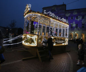  Warszawa. Świąteczna iluminacja znów zachwyca