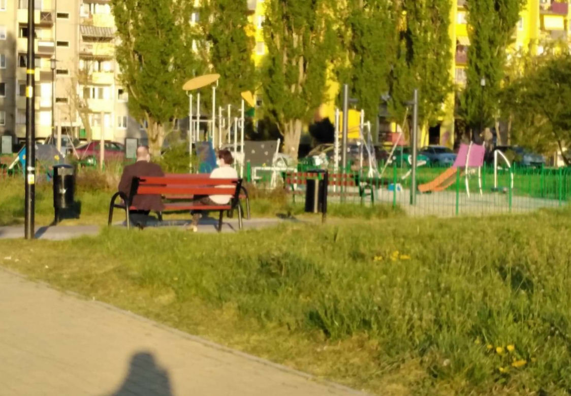 Koronawirus. Czy przestrzegamy zasad w przestrzeni publicznej?
