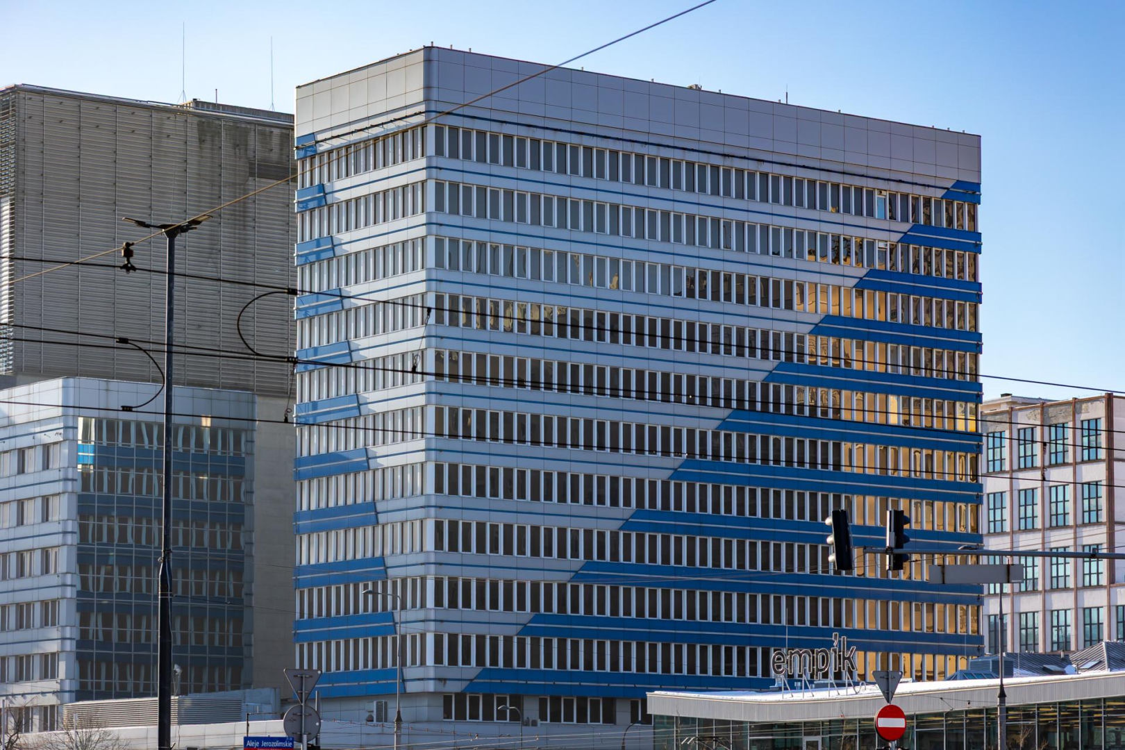Biurowiec PKO na rogu Marszałkowskiej i Nowogrodzkiej w Warszawie