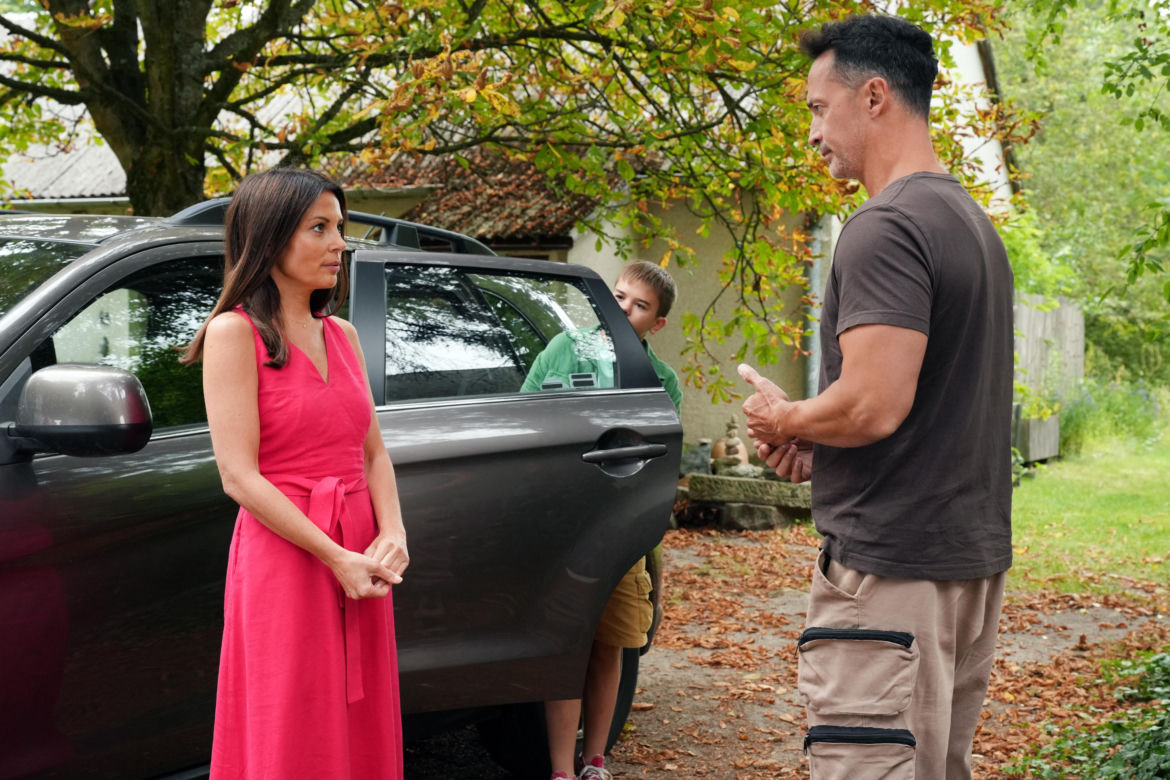 Barwy szczęścia odc. 3297. Mariusz (Rafał Cieszyński), Kasia (Katarzyna Glinka), Ksawery (Bartosz Gruchot)