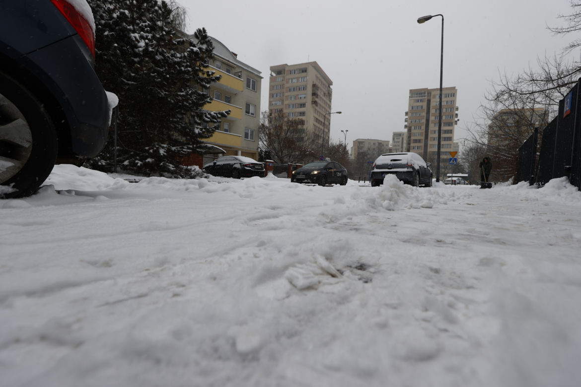 Wielka śnieżyca w Warszawie. Kiedy przestanie sypać? Zaskakująca prognoza