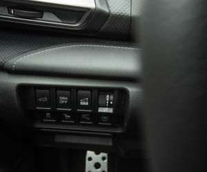 Subaru Forester e-BOXER vs Honda CR-V Hybrid