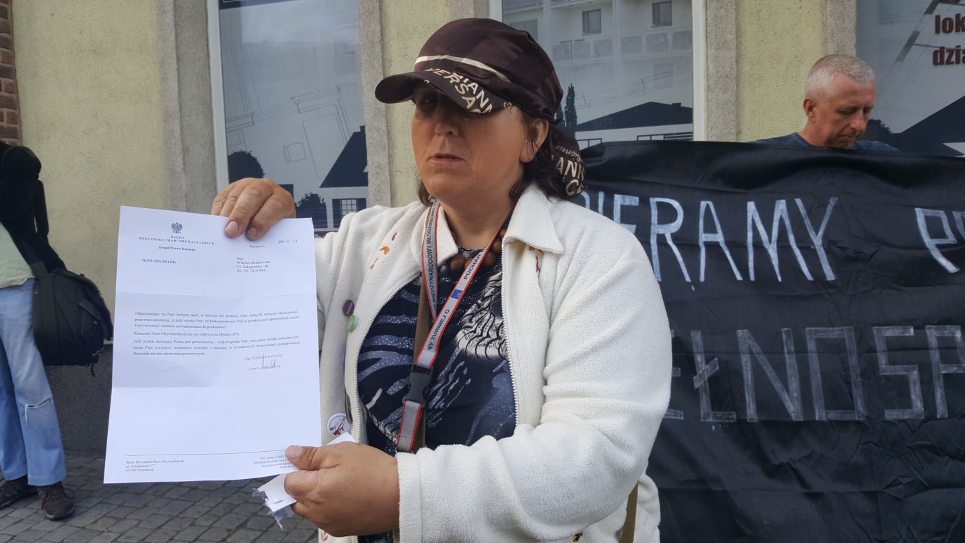 Gdańszczanie solidaryzują się z osobami niepełnosprawnymi oraz ich rodzinami protestującymi w Sejmie. Od wtorku przed biurem PiS na Targu Drzewnym odbywają się demonstracje.
