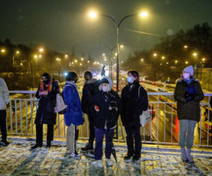 Ogólnopolski Strajk Kobiet 28.01.2021: Transparenty, rozlana farba przez TK