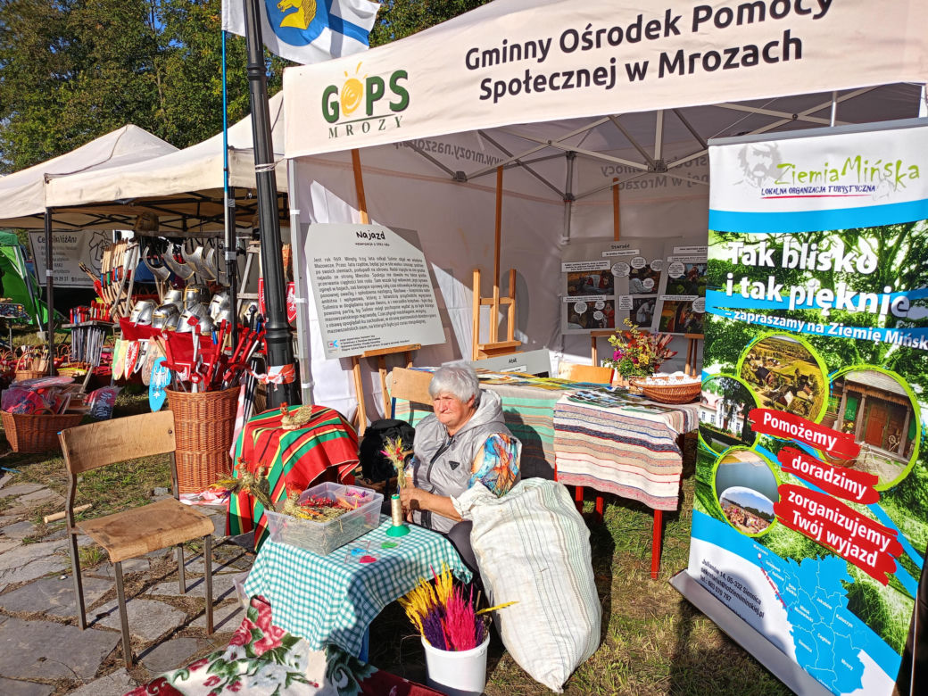 Odbywający się w Mrozach Festyn Archeologiczny to wydarzenie, które z roku na rok przyciąga coraz więcej umieszkańców regionu i turystów