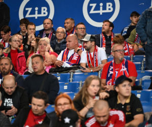 Tak kibice Wisły Kraków bawili się na trybunach. Znajdź się na zdjęciach