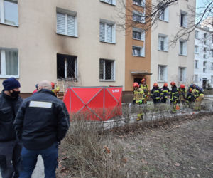Dramatyczny pożar w bloku na Pradze