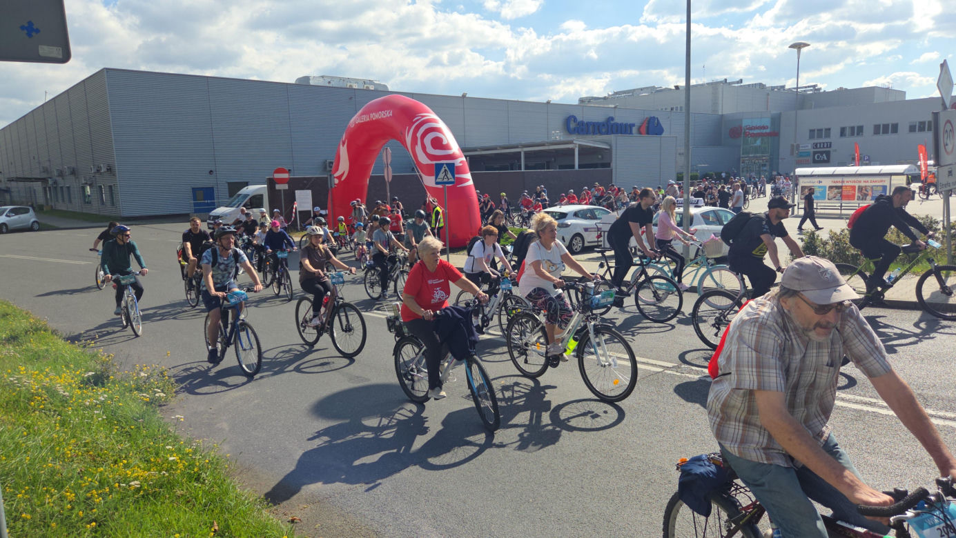 Tłumy rowerzystów ruszyły przez Bydgoszcz! Rajd Galerii Pomorskiej za nami