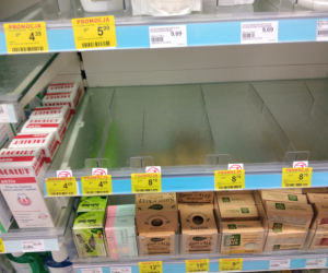 W Tarnowie SĄ jeszcze maseczki! Ich cena ZWALA z nóg! Środki czystości schodzą na pniu! 