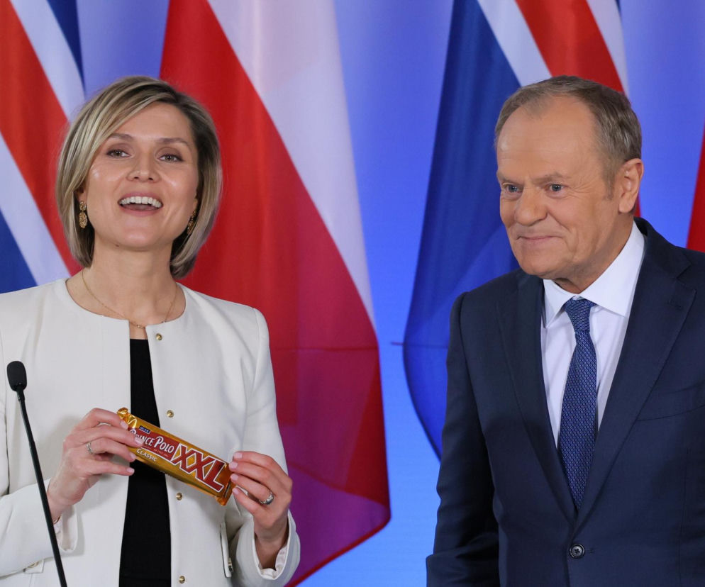 Tusk wyciągnął z marynarki prezent dla premier Islandii. Mój ojciec je uwielbia