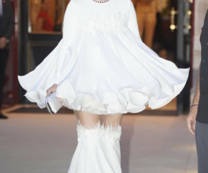 Jennifer Lopez w sukni Stephane'a Rollanda