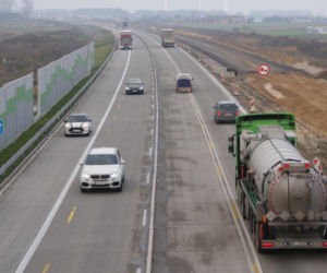 A1 w Łódzkiem: Kierowcy mają już do dyspozycji cztery pasy ruchu! Na którym odcinku autostrady?