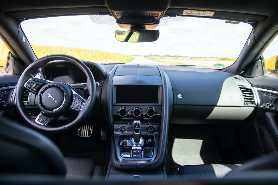 Jaguar F-Type R