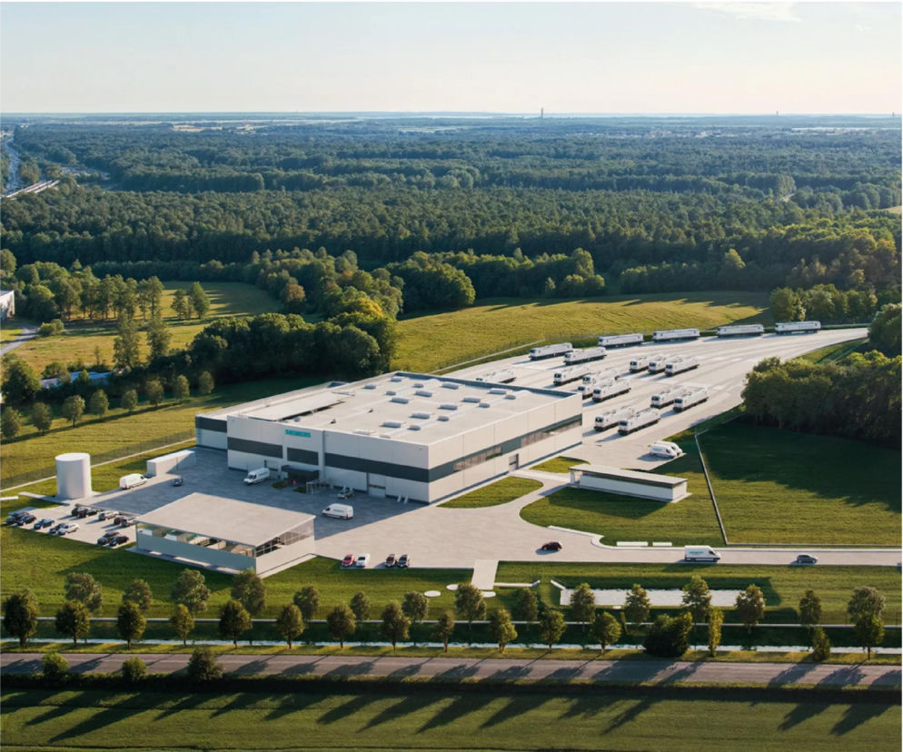 Wizualizacja nowoczesnej hali serwisowej lokomotyw Siemens w Gądkach. O nowej inwestycji przeczytasz na Muratorplus.