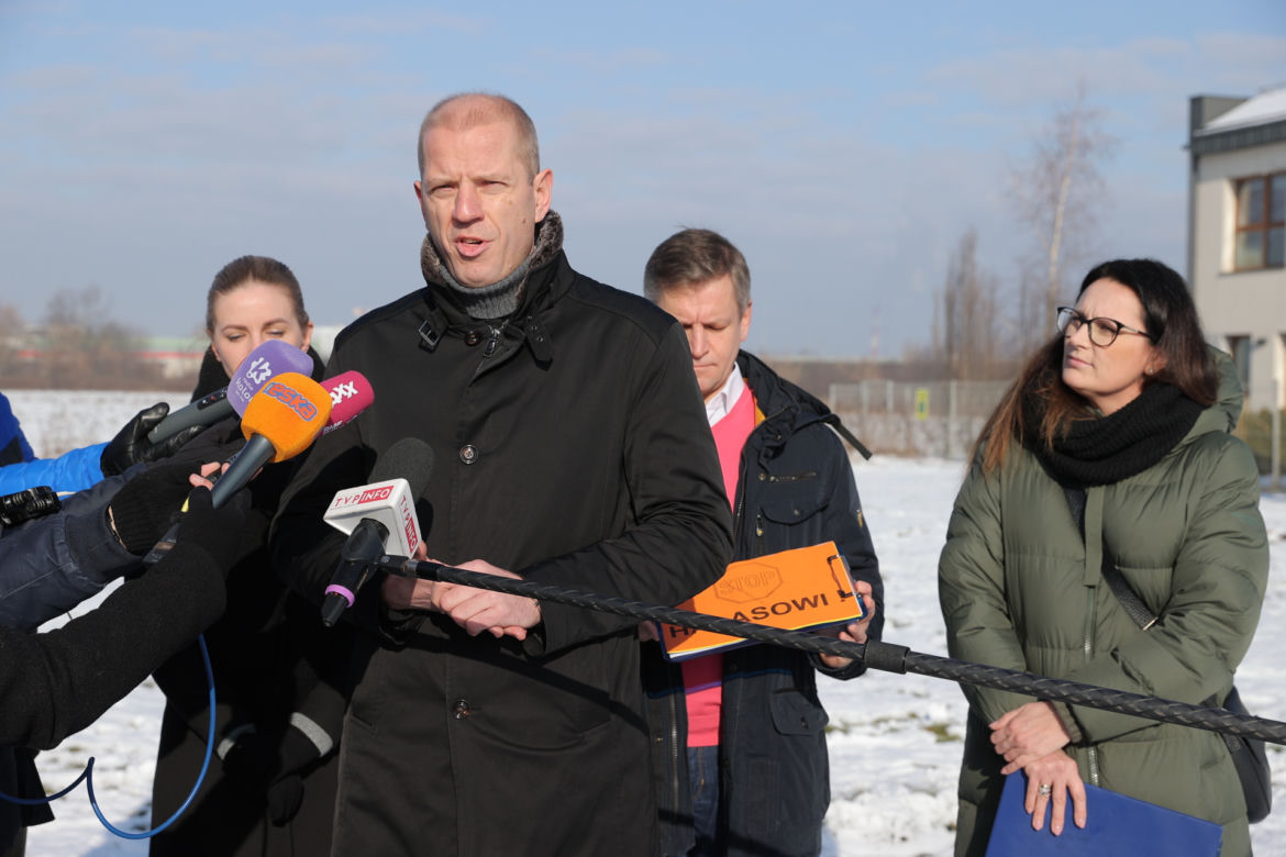 Południowa Obwodnica Warszawy wciąż dudni. Interweniują radni i posłanka 