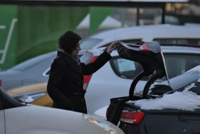 Anna Maria Żukowska buszuje w kwiatach