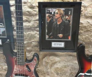 Ćmielów. Największa w Europie kolekcja gitar
