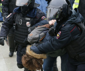 Wyszyli na ulice dla Navalnego. Protesty w Rosji.