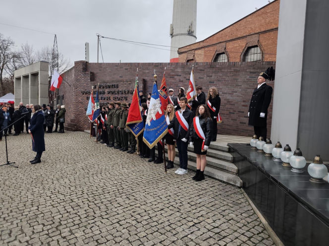 Pacyfikacja kopalni "Wujek". Zginęło dziewięciu górników. Strzały padły, gdy wydawało się, że jest po wszystkim