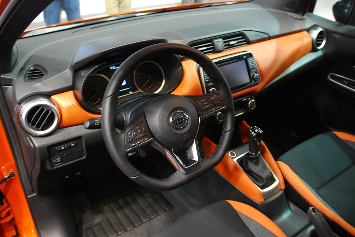 Stoisko nissan - Targi Poznań Motor Show 2017