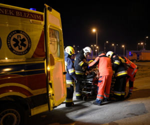   Tragiczny wypadek na A4. Autobus spadł z wiaduktu. Nie żyje 6 osób, 34 są ranne