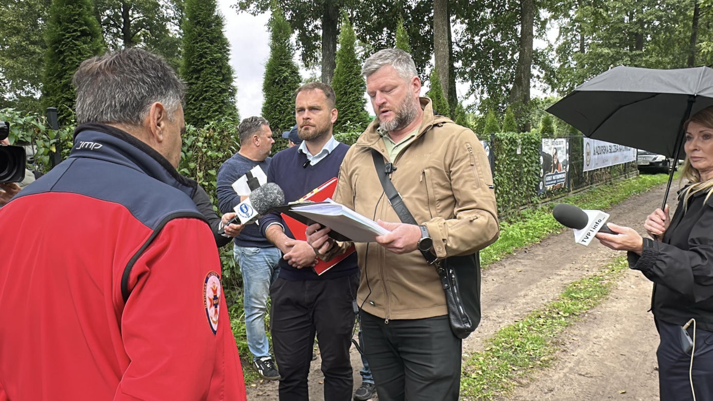 Komornik wszedł do bazy ratowników. Przez 48 lat ratowali ludzi. Sprzęt zabrali w ostatniej chwili
