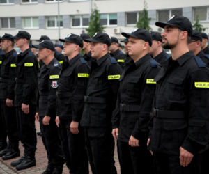Aż 60 nowych funkcjonariuszy zasili szeregi kujawsko-pomorskiej policji [ZDJĘCIA]